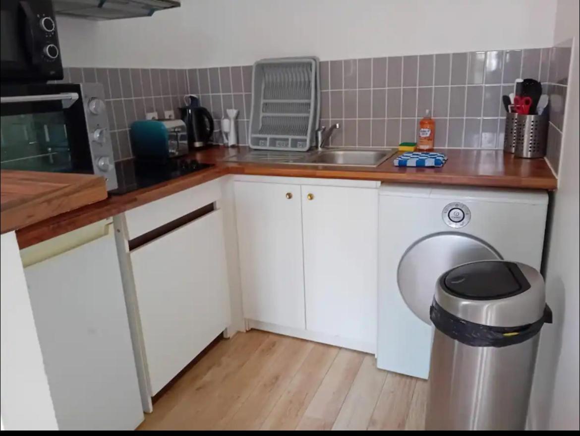 Un Appartement Dans Un Chateau โดวีลล์ ภายนอก รูปภาพ
