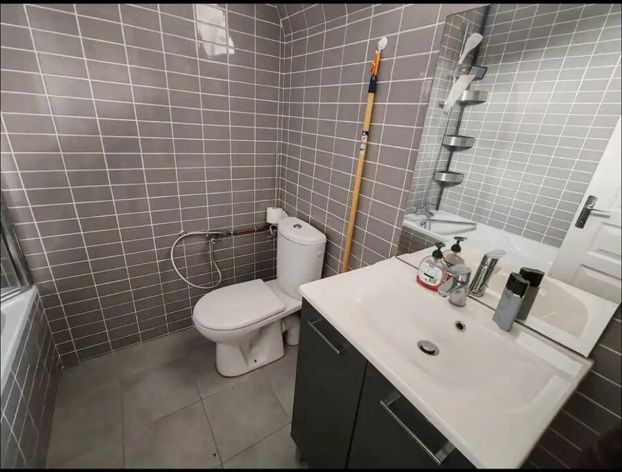 Un Appartement Dans Un Chateau โดวีลล์ ภายนอก รูปภาพ